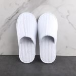 Pantoufle  Confortables Légers Et Antidérapants, Pour Hôtel Et Invités lot de 2 Paires - Blanc, 9.5